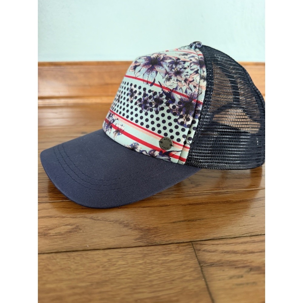 Roxy Women's Water Come Down trucker hat Floral Polka Dot Tropical Mesh Backing